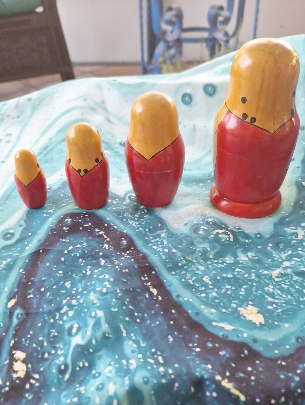 Vintage Russian Nesting Dolls Matryoshka Set - Yellow & Red Floral